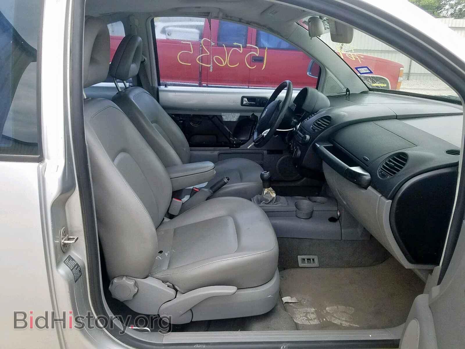 2000 VOLKSWAGEN BEETLE - VIN: 3VWCF21C5YM488769 - Фото 5