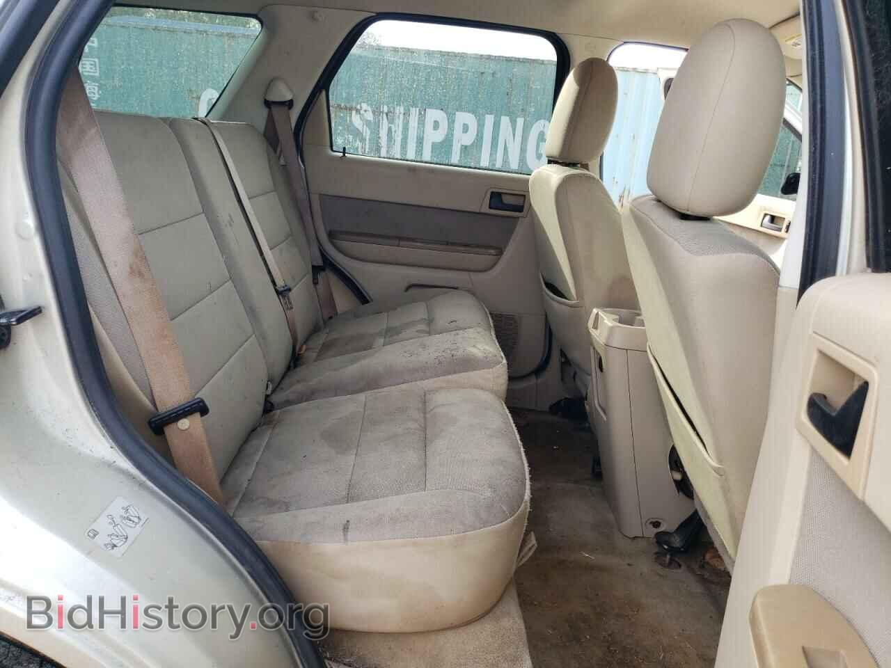 2011 FORD ESCAPE - VIN: 1FMCU0DG6BKC02370 - Фото 10