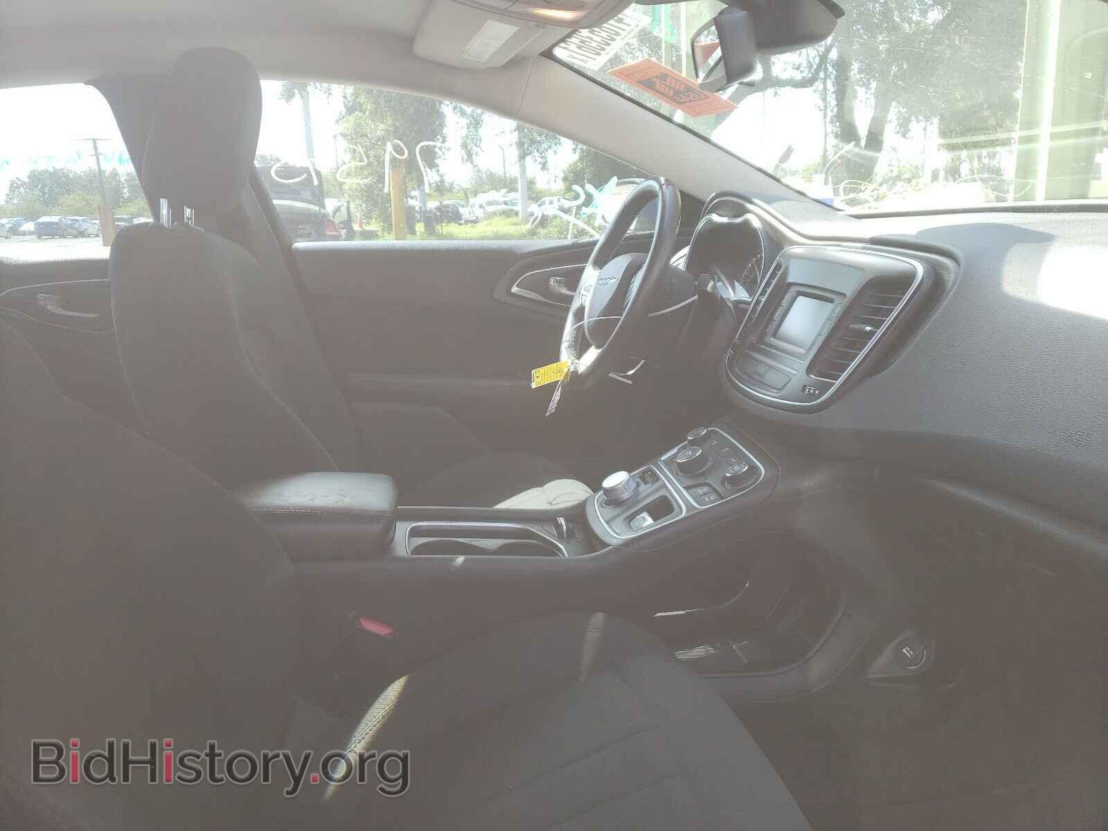 2016 CHRYSLER 200 - VIN: 1C3CCCAB0GN165991 - Photo 5