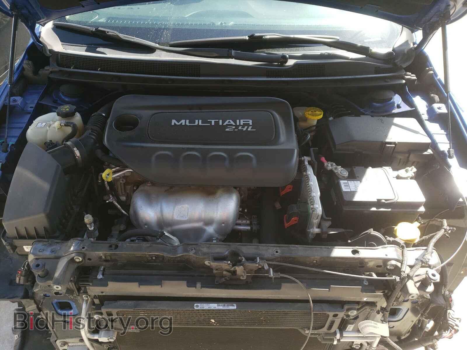2016 CHRYSLER 200 - VIN: 1C3CCCAB0GN165991 - Photo 7