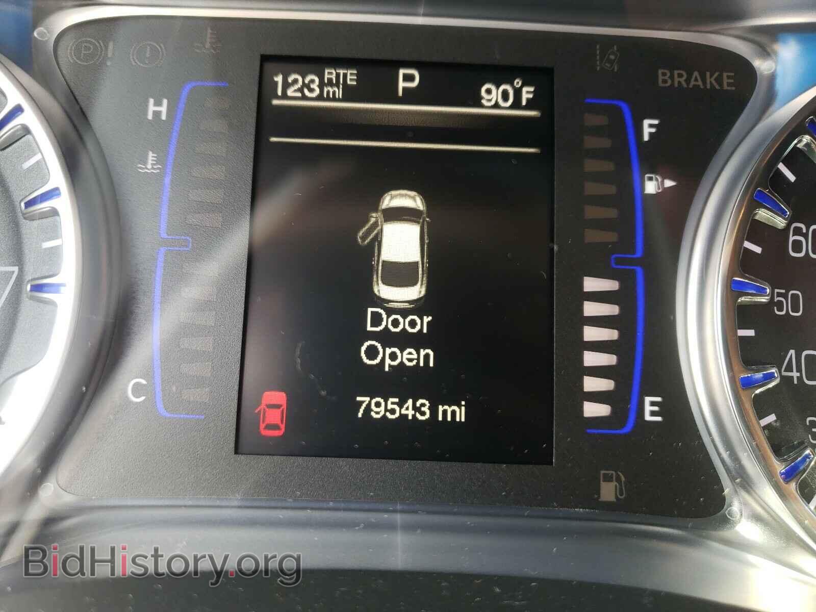 2016 CHRYSLER 200 - VIN: 1C3CCCAB0GN165991 - Photo 8