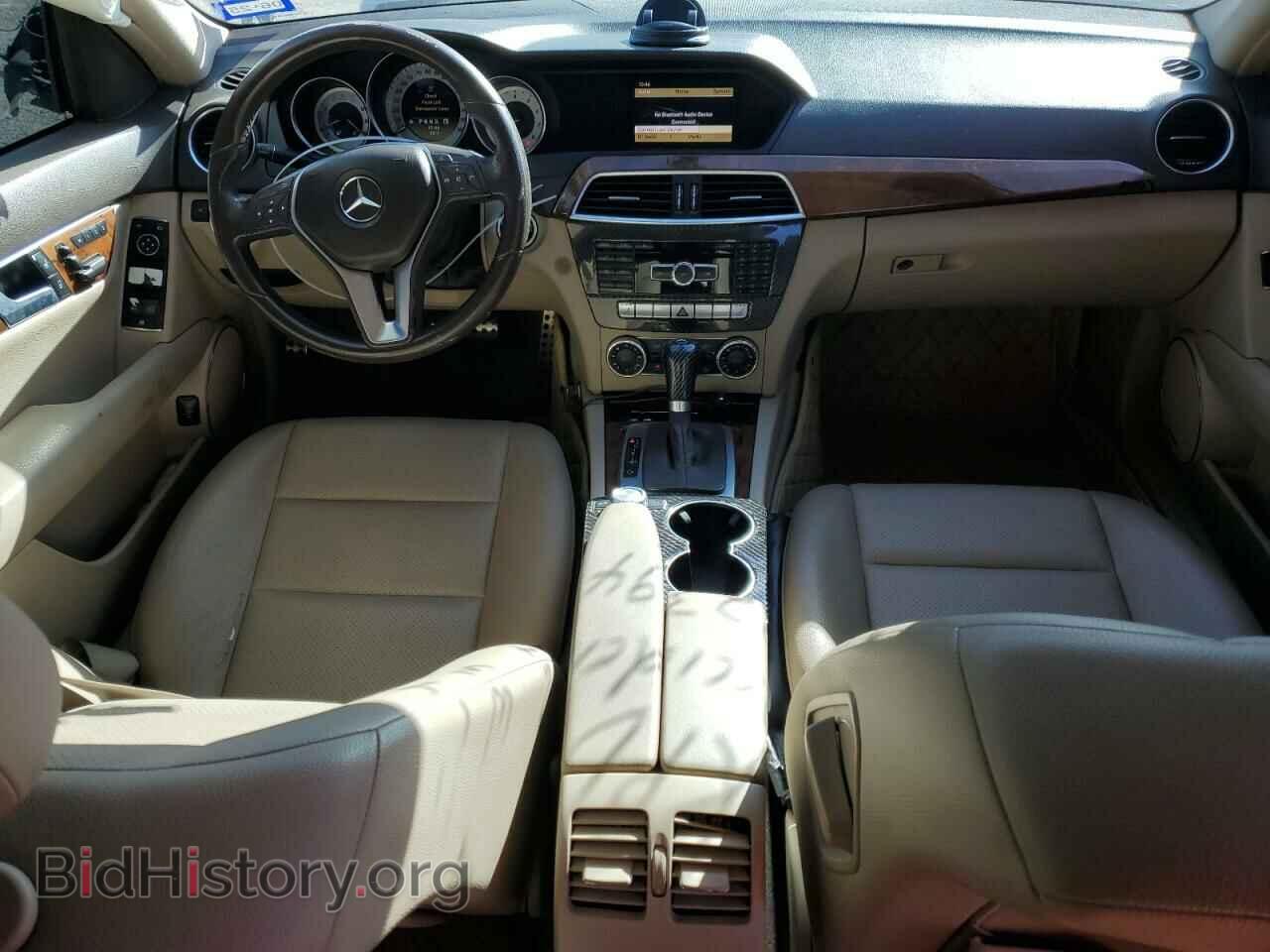 2012 MERCEDES-BENZ C-CLASS - VIN: WDDGF4HB6CR219335 - Фото 8