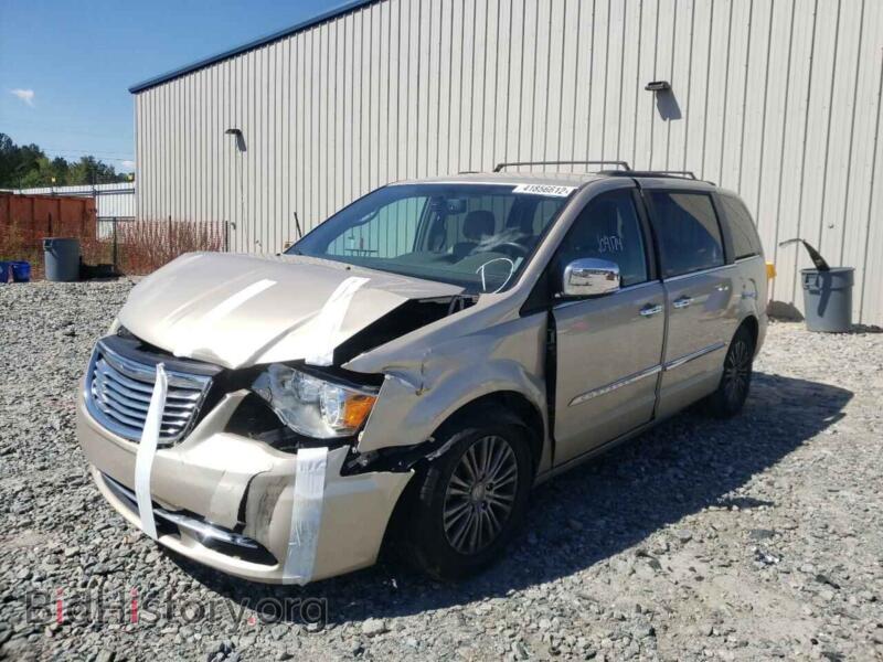 2014 Chrysler MINIVAN (VIN 2C4RC1CGXER165581) — photo 2 of 10