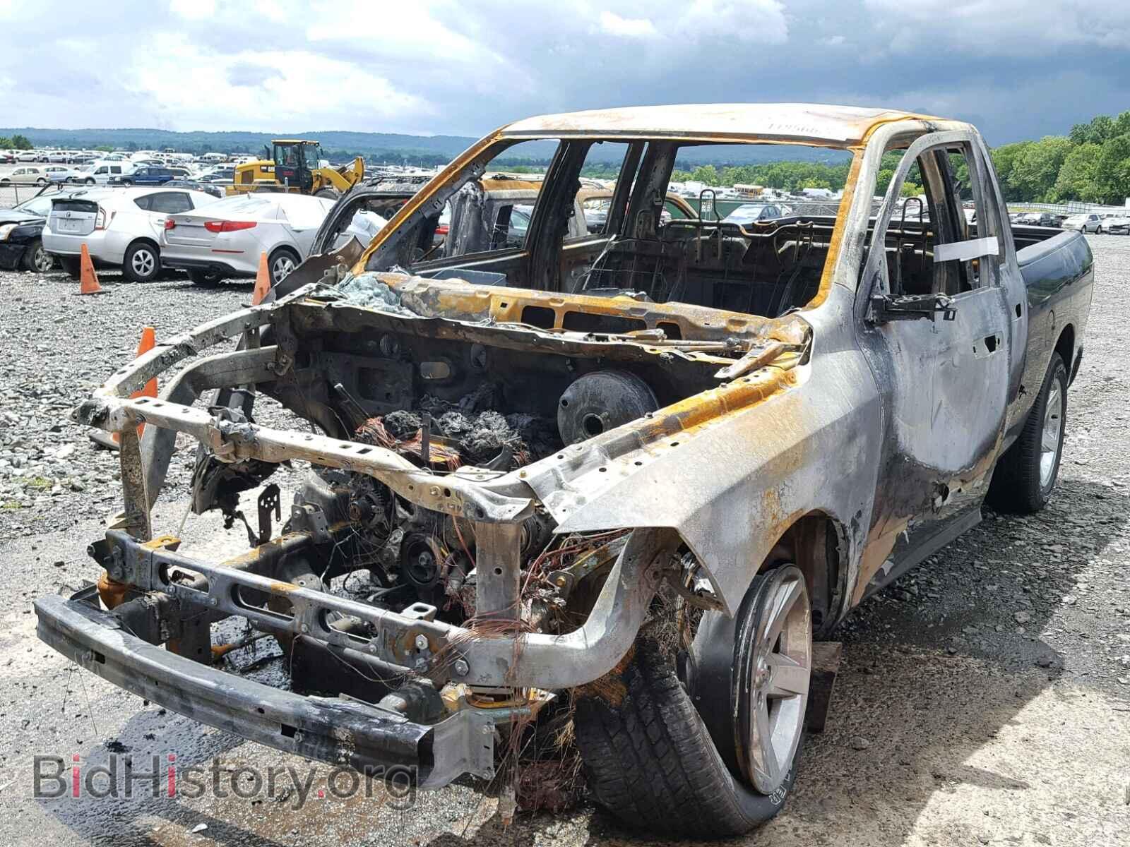 2018 RAM 1500 ST - VIN: 1C6RR7FGXJS102283 - Фото 2