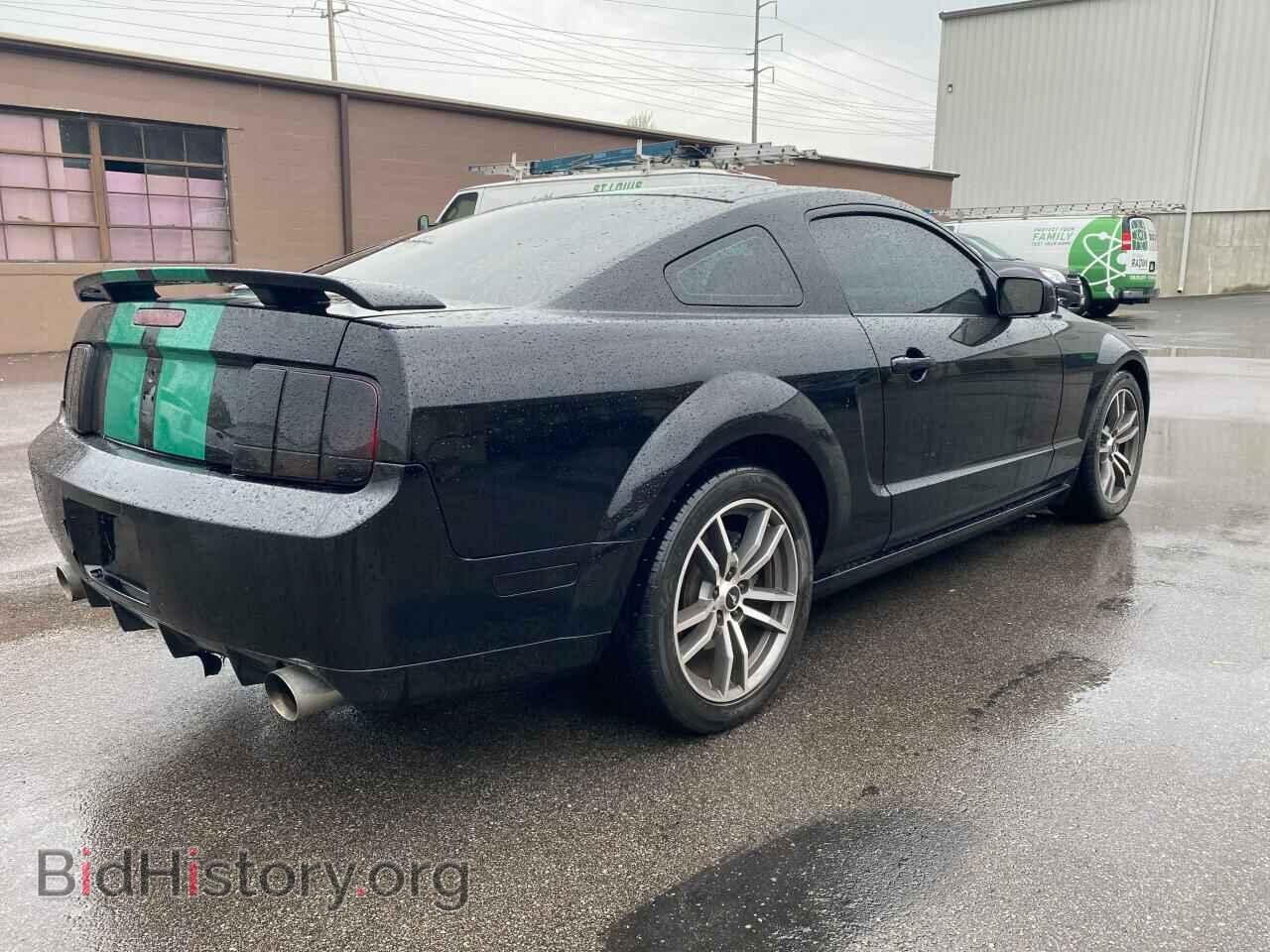 2008 FORD MUSTANG - VIN: 1ZVHT82H885206321 - Фото 4
