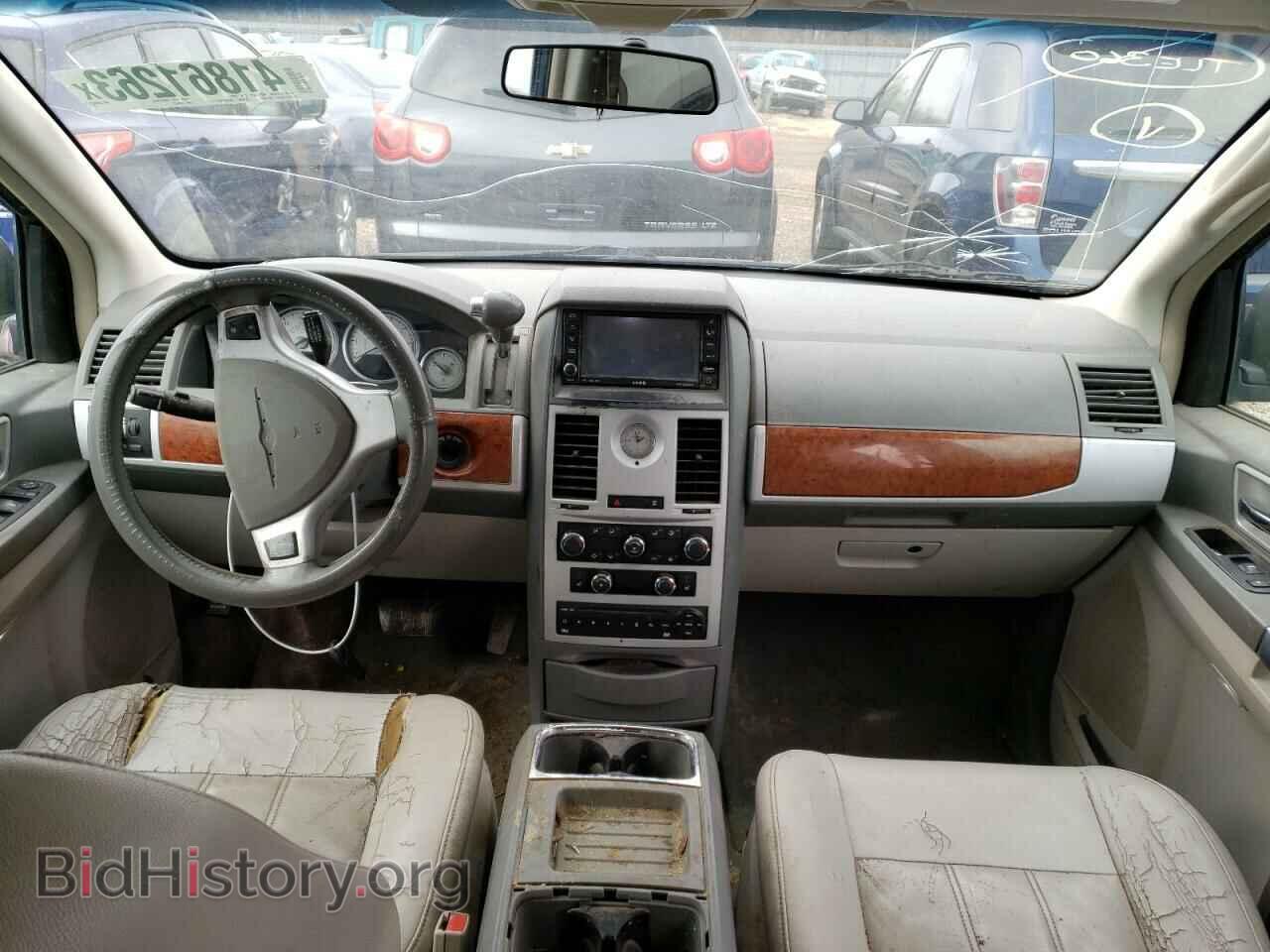 2008 CHRYSLER MINIVAN - VIN: 2A8HR54PX8R730473 - Фото 8