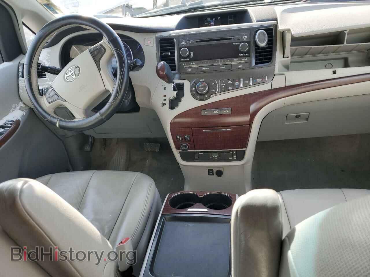 2011 TOYOTA All Models - VIN: 5TDYK3DC0BS127057 - Фото 8