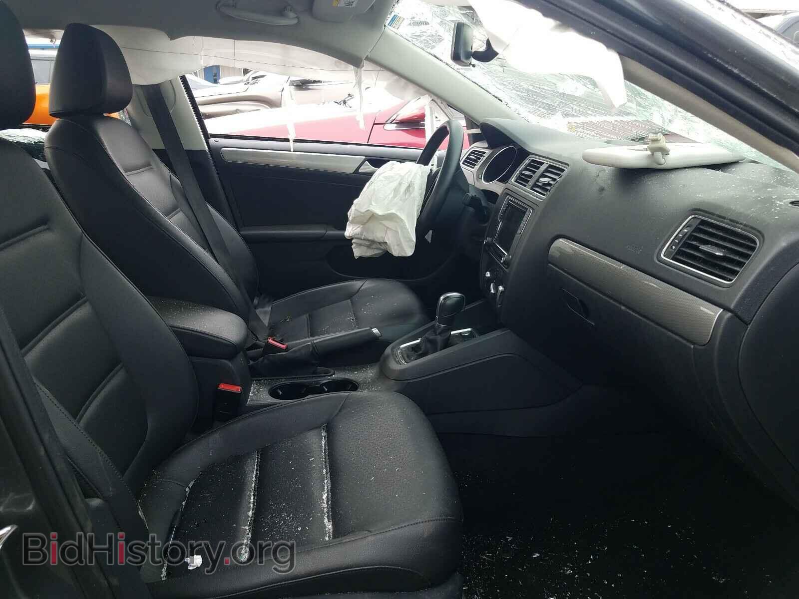 2017 VOLKSWAGEN JETTA - VIN: 3VWDB7AJ2HM266945 - Фото 5