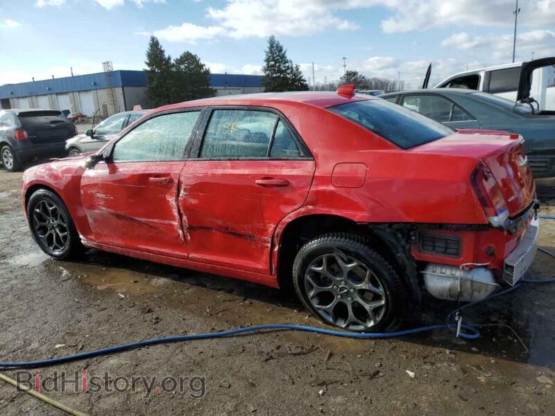 2017 Chrysler 300 (VIN 2C3CCAGG8HH622323) — фото 2 из 12