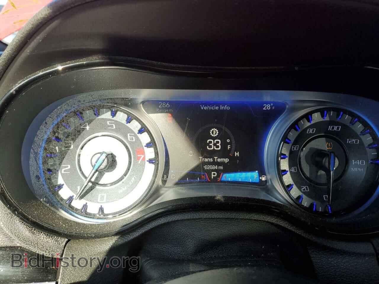 2017 CHRYSLER 300 - VIN: 2C3CCAGG8HH622323 - Фото 9