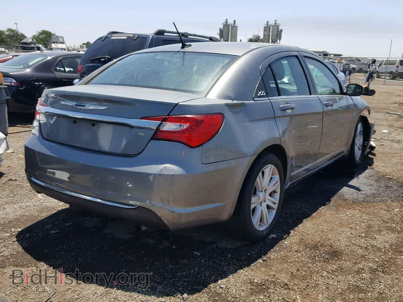 2013 CHRYSLER 200 - VIN: 1C3CCBAB3DN762820 - Photo 4