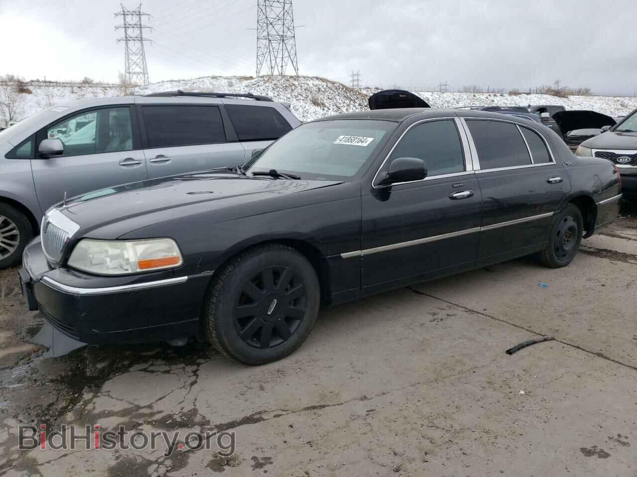 Фотография 1LNHM84W76Y620127 - LINCOLN TOWNCAR 2006