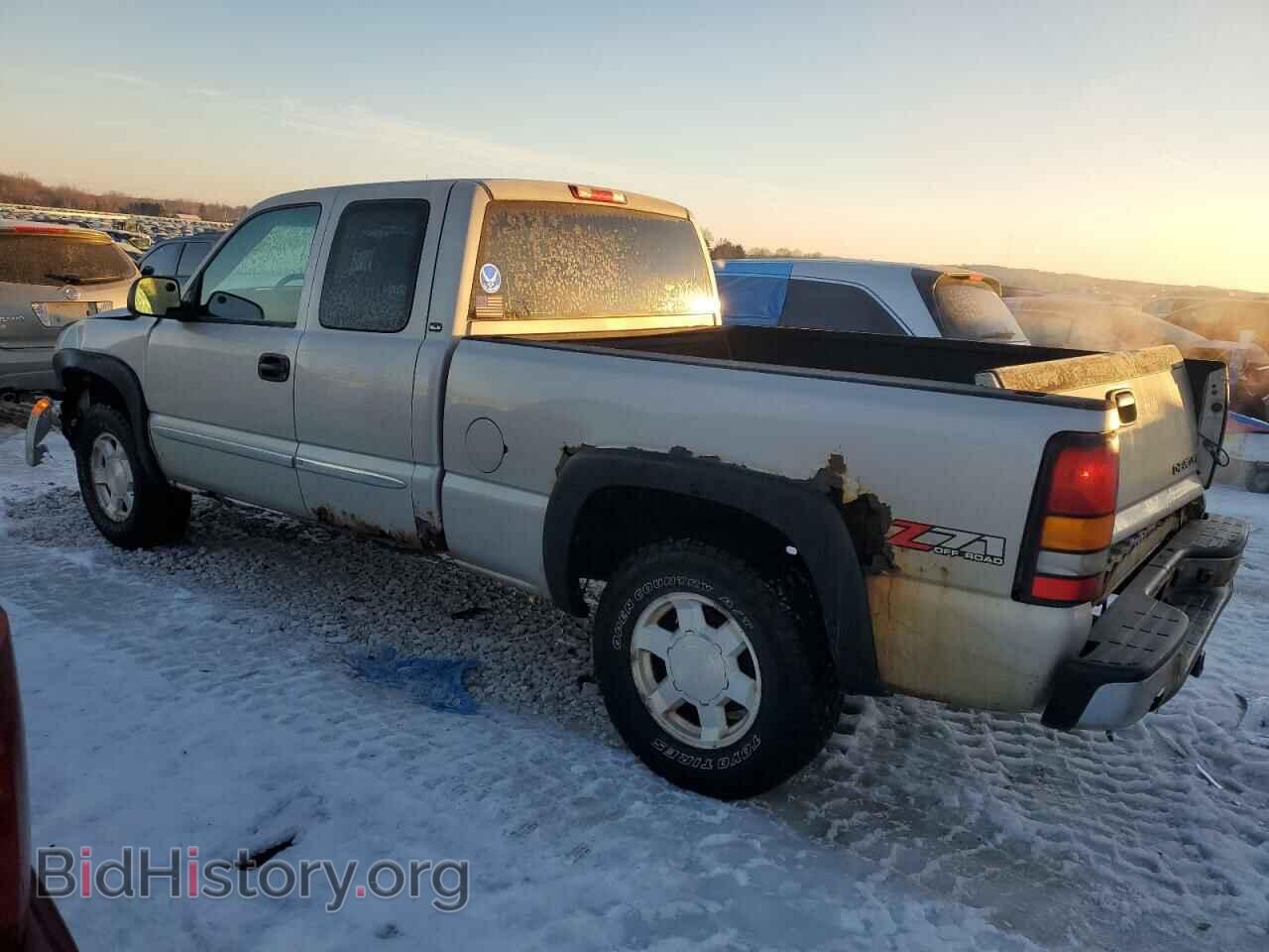 2005 GMC SIERRA - VIN: 1GTEK19B45E143473 - Фото 2