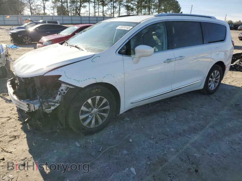 2019 Chrysler PACIFICA Touring L (VIN 2C4RC1BG4KR554472) — фото 1 из 16, Copart, повреждение: передняя часть