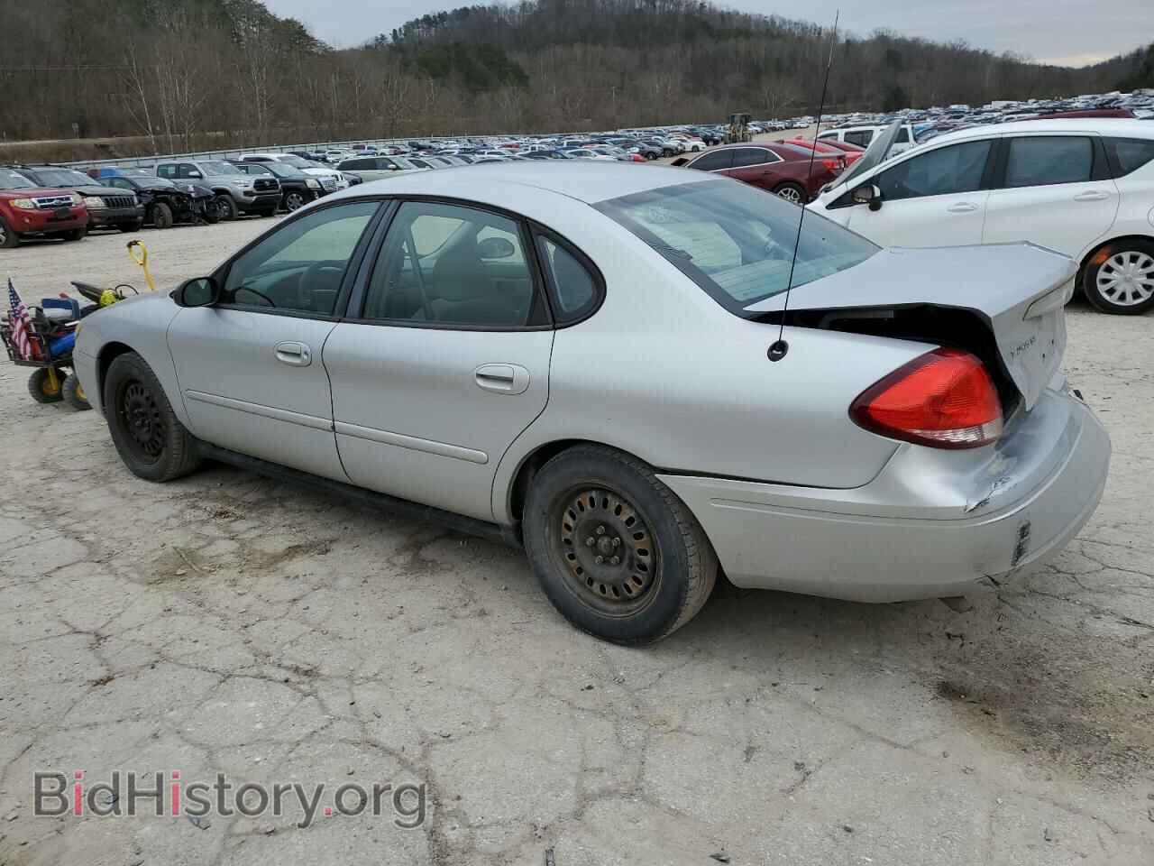 2006 FORD TAURUS - VIN: 1FAFP53U06A161569 - Фото 2