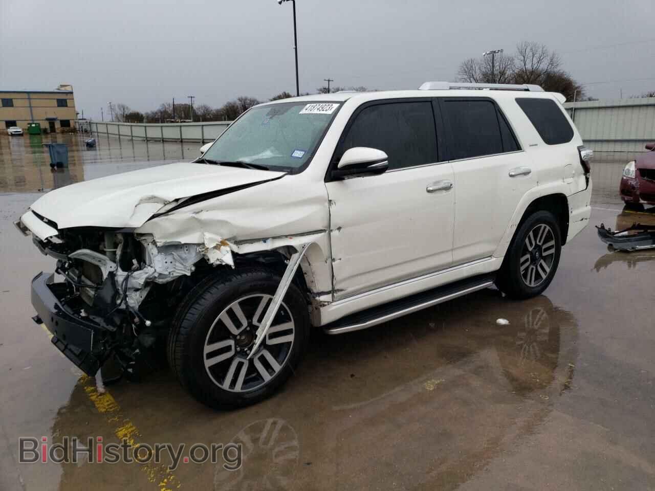 Фотография JTEZU5JR0H5164106 - TOYOTA 4RUNNER 2017