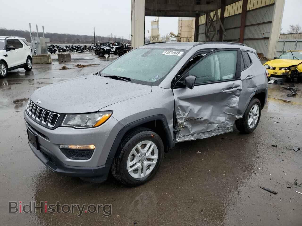 Фотография 3C4NJCAB0JT250864 - JEEP COMPASS 2018