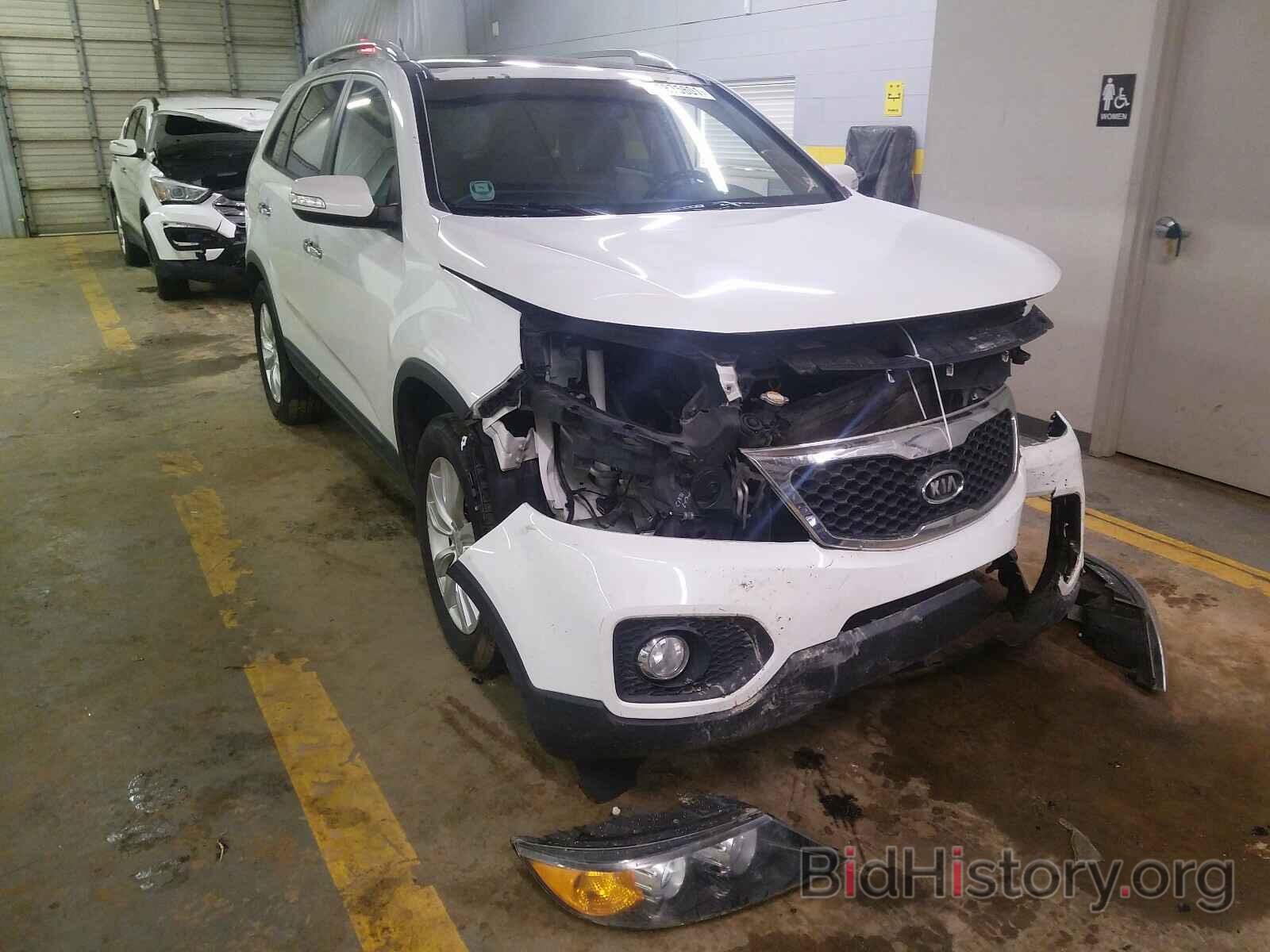 Photo 5XYKU4A29BG075104 - KIA SORENTO 2011