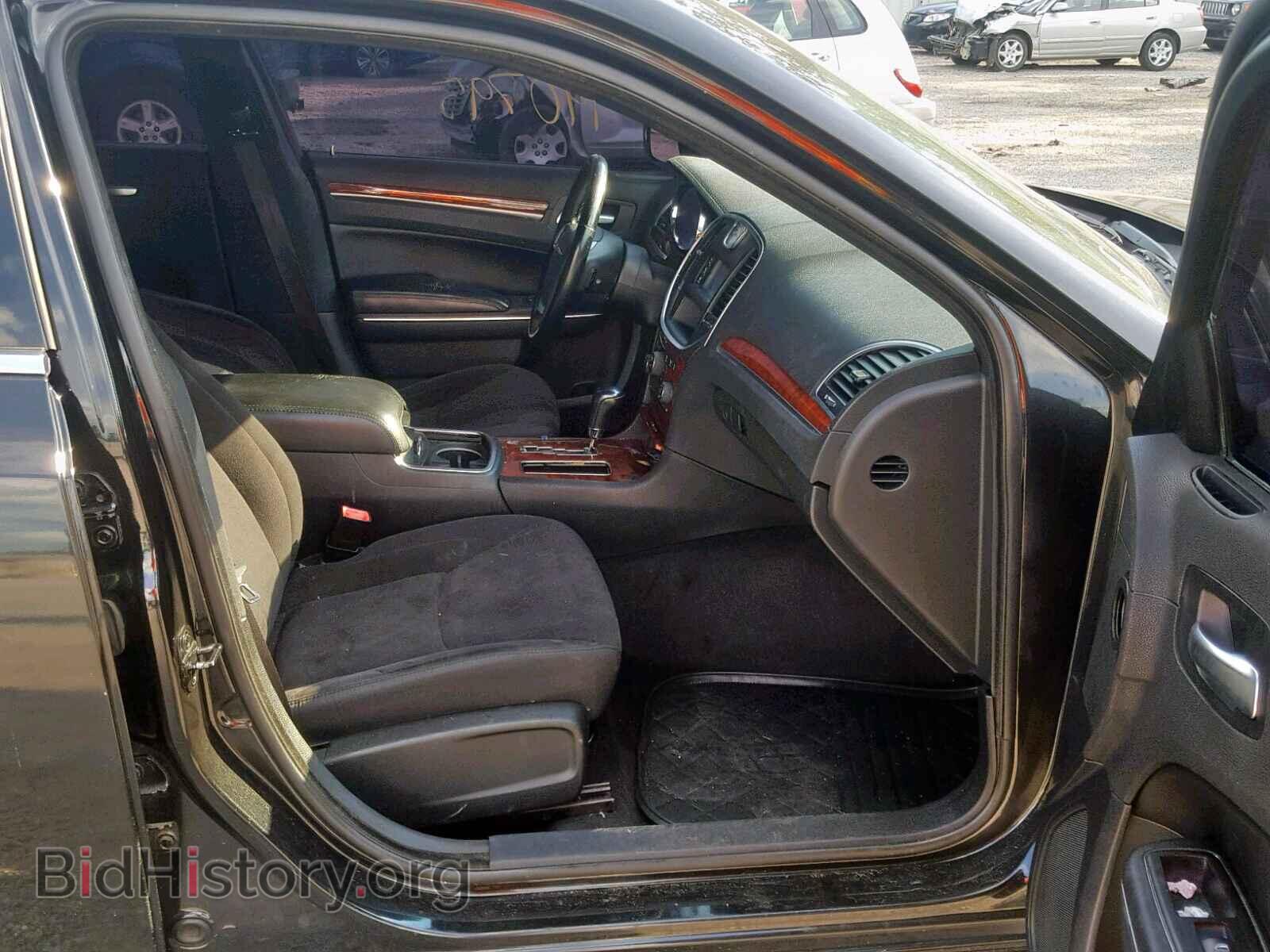 2012 CHRYSLER 300 - VIN: 2C3CCAAG6CH113770 - Фото 5