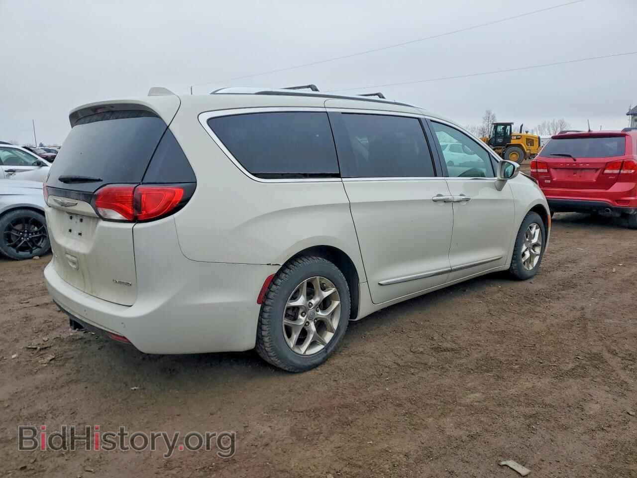 2017 CHRYSLER PACIFICA - VIN: 2C4RC1GG2HR665815 - Фото 3