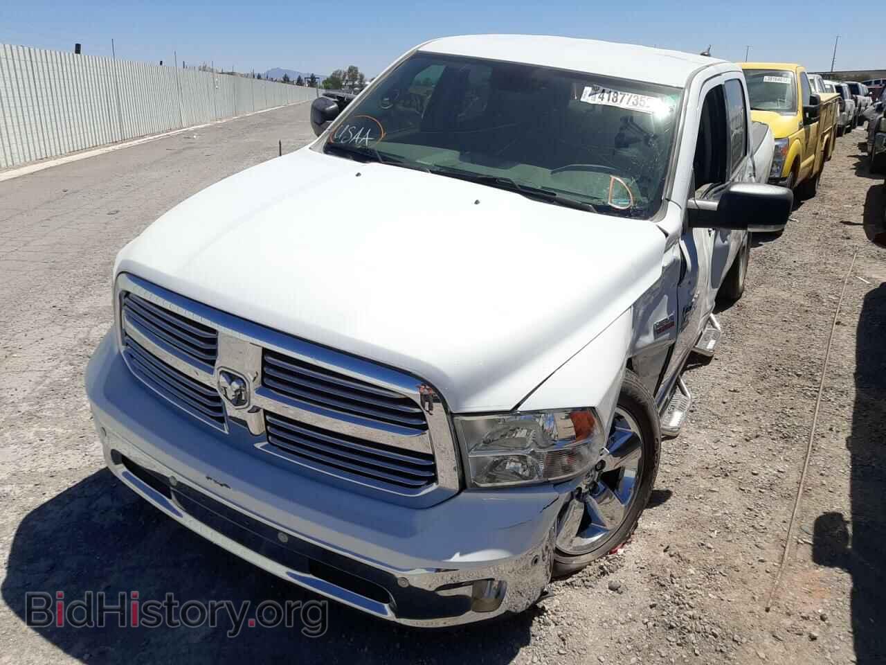 2019 RAM 1500 - VIN: 1C6RR7LT3KS621078 - Фото 2