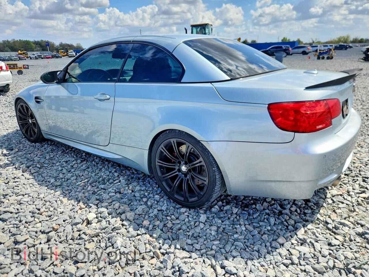 2011 BMW M3 - VIN: WBSDX9C55BE584757 - Фото 2