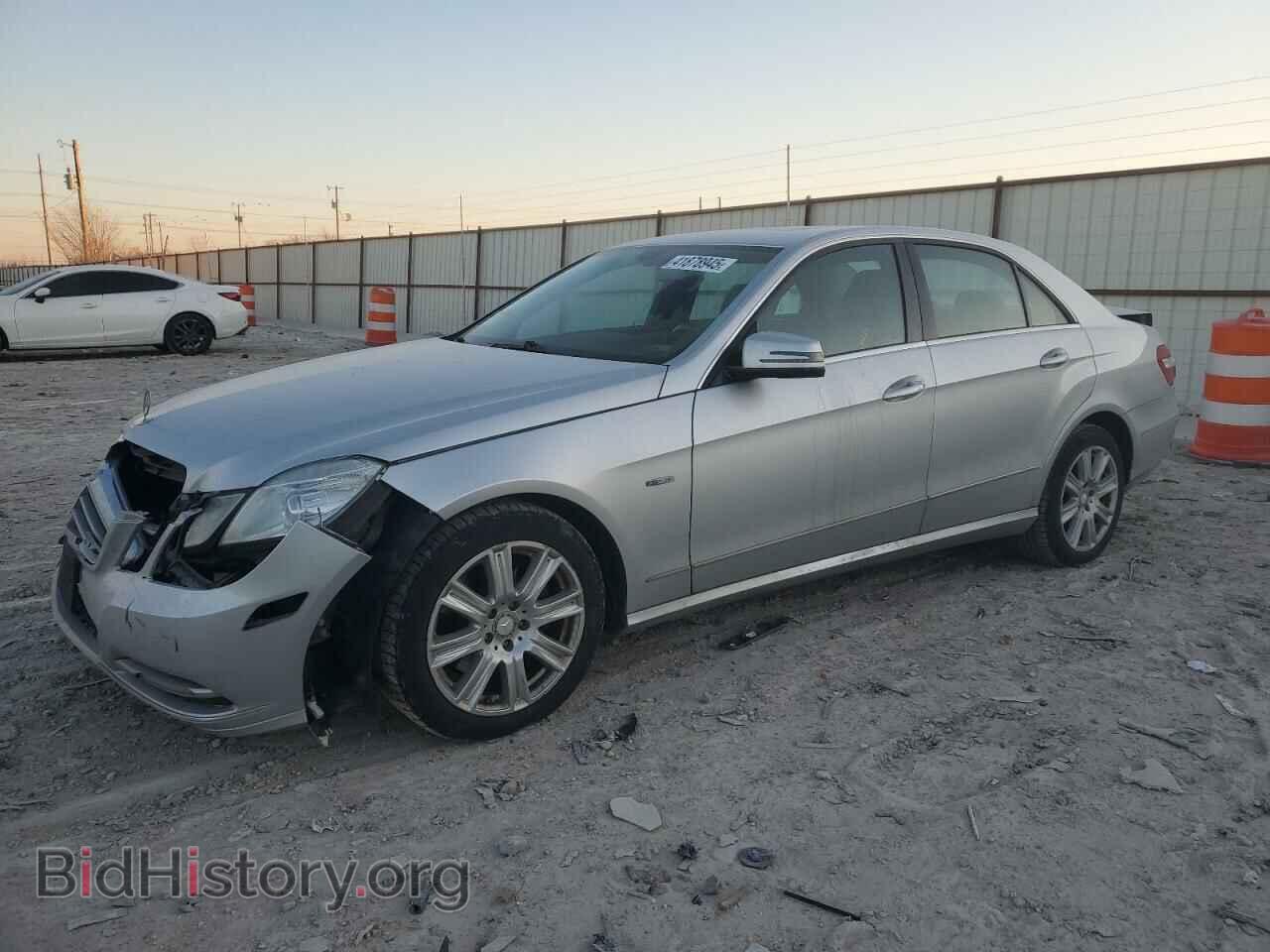 Фотография WDDHF5KB2CA534618 - MERCEDES-BENZ E-CLASS 2012