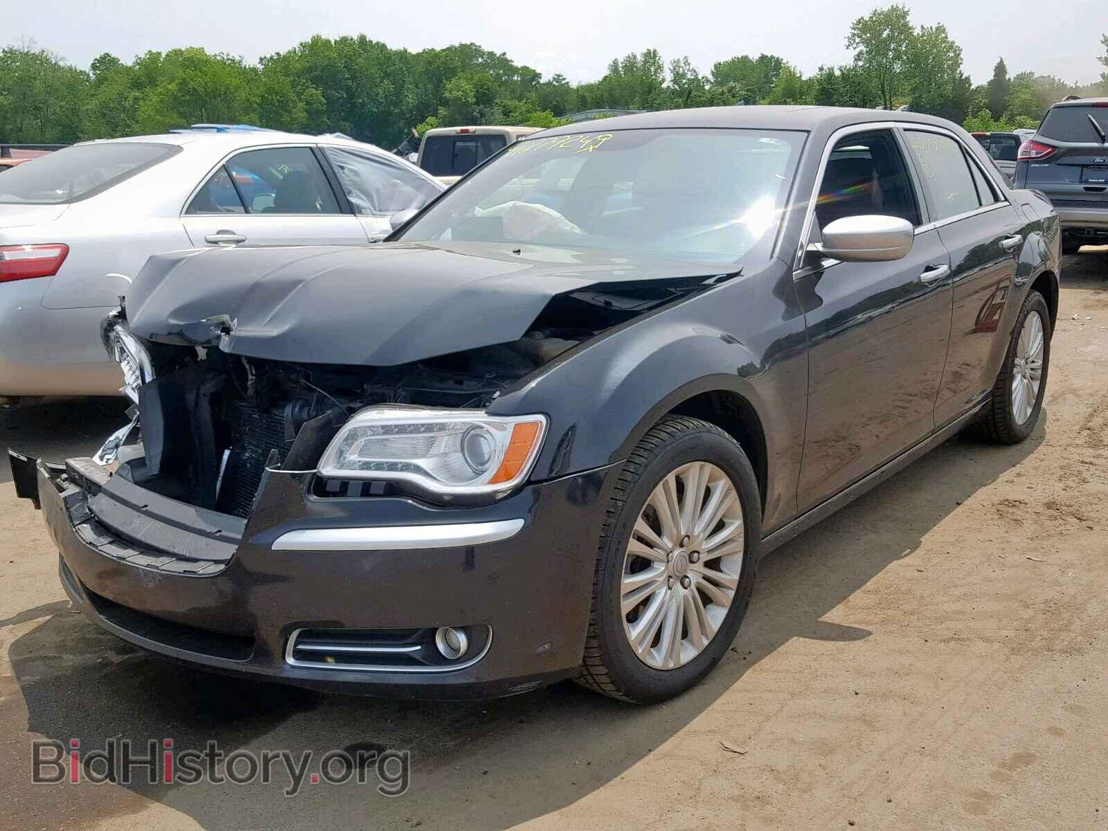 2013 CHRYSLER 300 - VIN: 2C3CCAJG2DH710190 - Фото 2