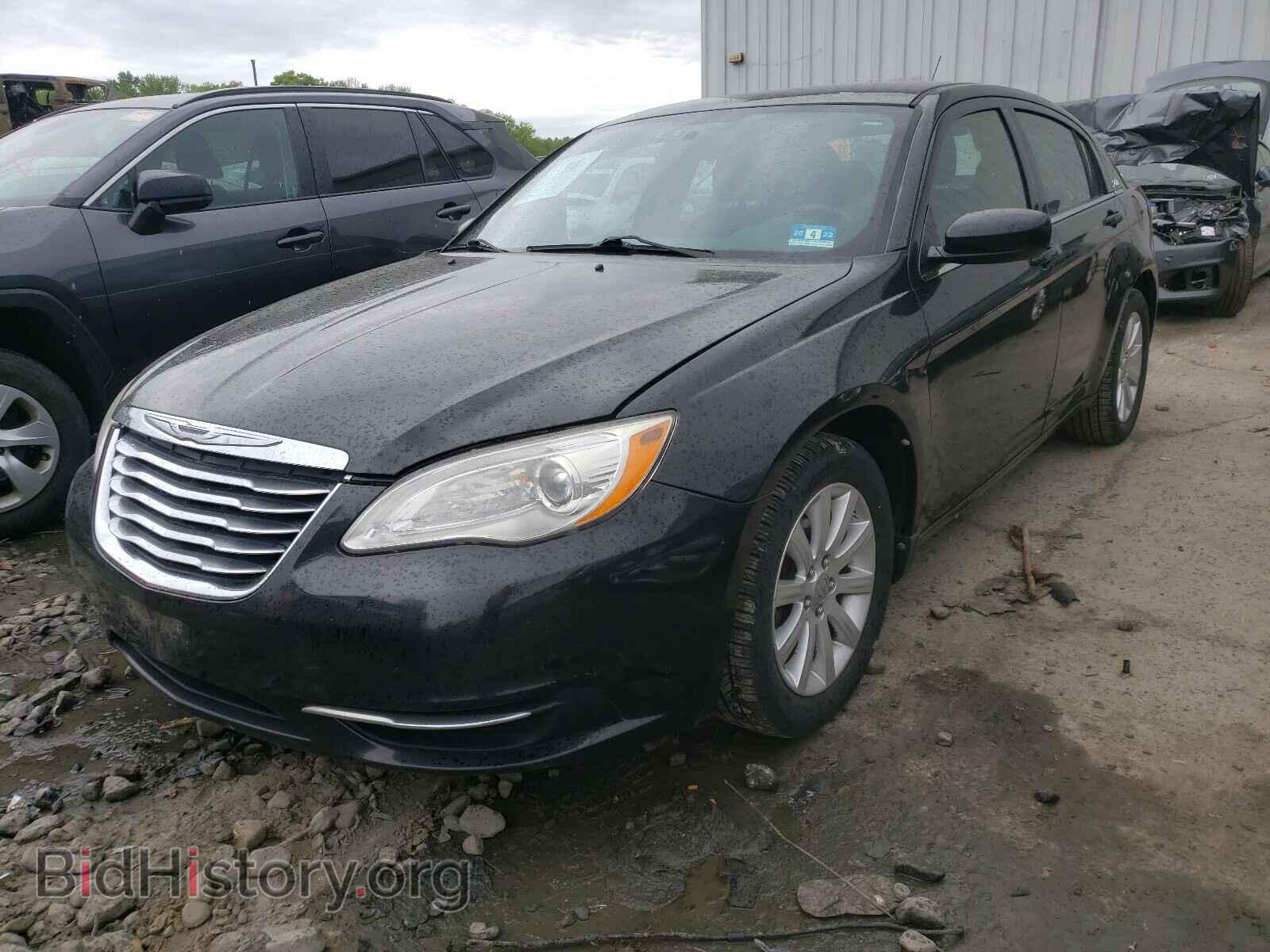 2011 CHRYSLER 200 - VIN: 1C3BC1FG0BN511194 - Фото 2
