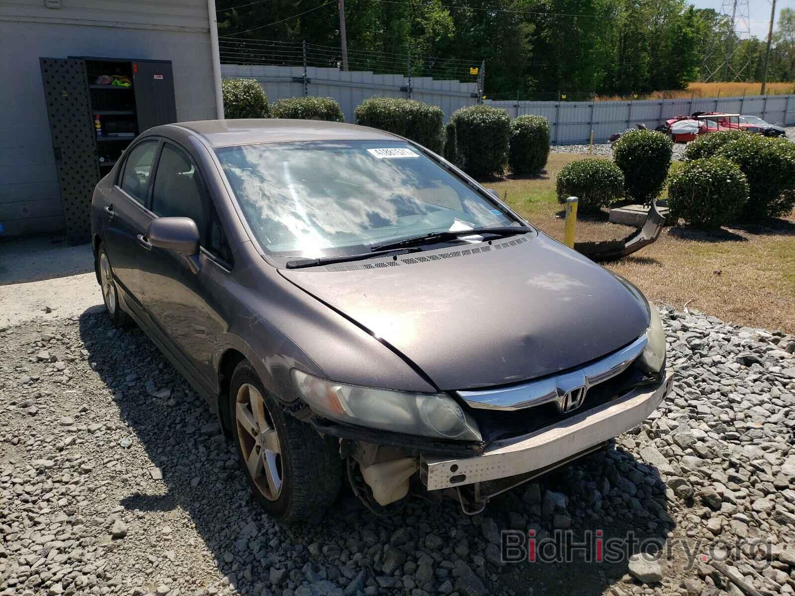 Photo 19XFA1F64BE009884 - HONDA CIVIC 2011