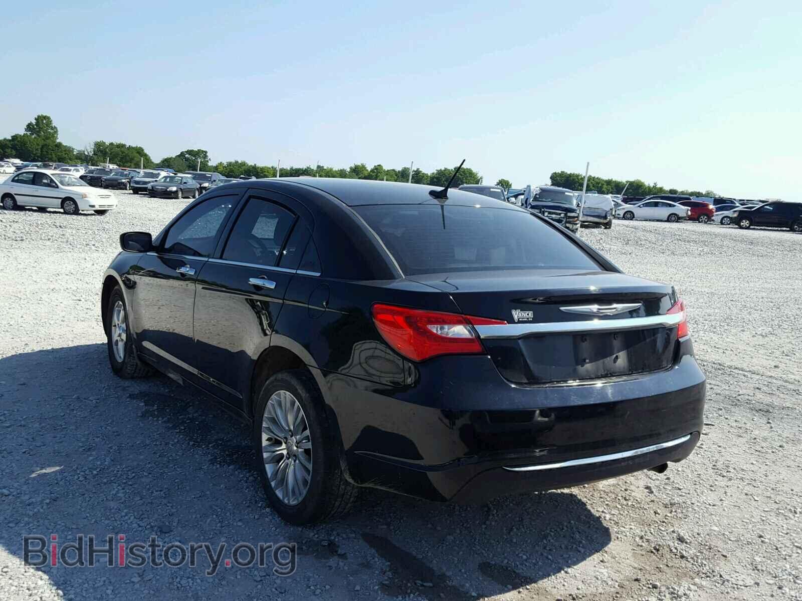 2011 CHRYSLER 200 - VIN: 1C3BC2FB3BN610375 - Фото 3