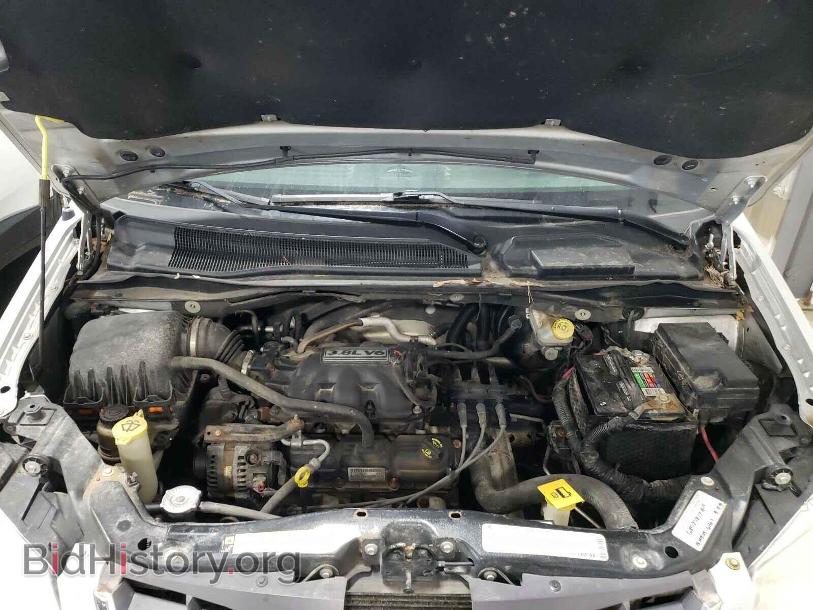 2009 CHRYSLER MINIVAN - VIN: 2A8HR541X9R578062 - Фото 7