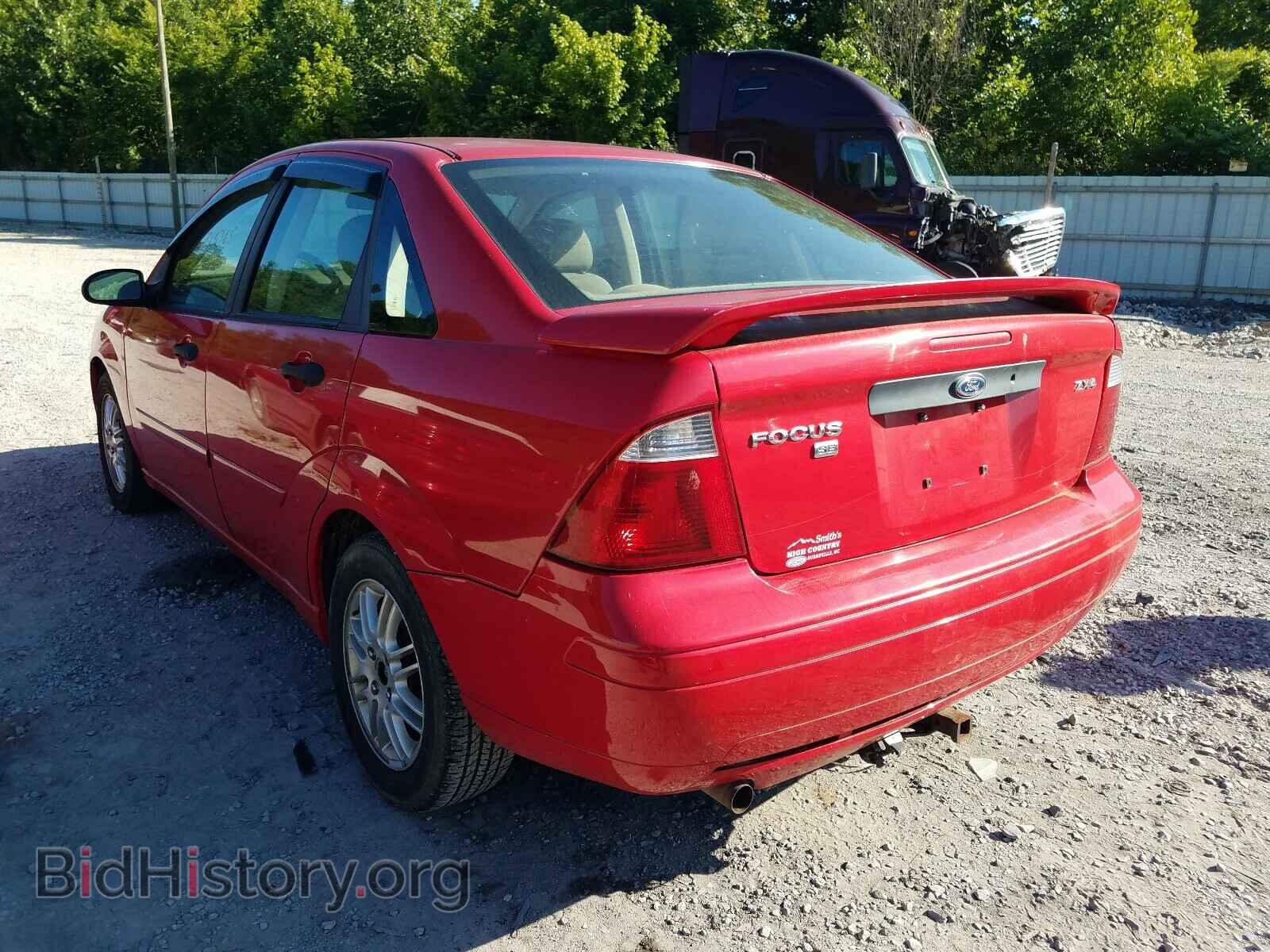 2005 FORD FOCUS - VIN: 1FAFP34N25W303854 - Фото 3