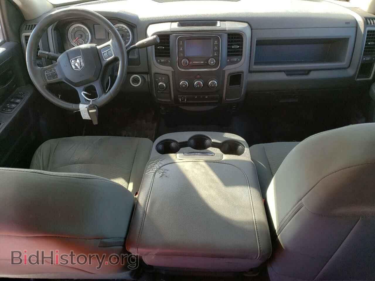 2015 RAM All Models - VIN: 3C6UR5CL8FG563674 - Photo 8