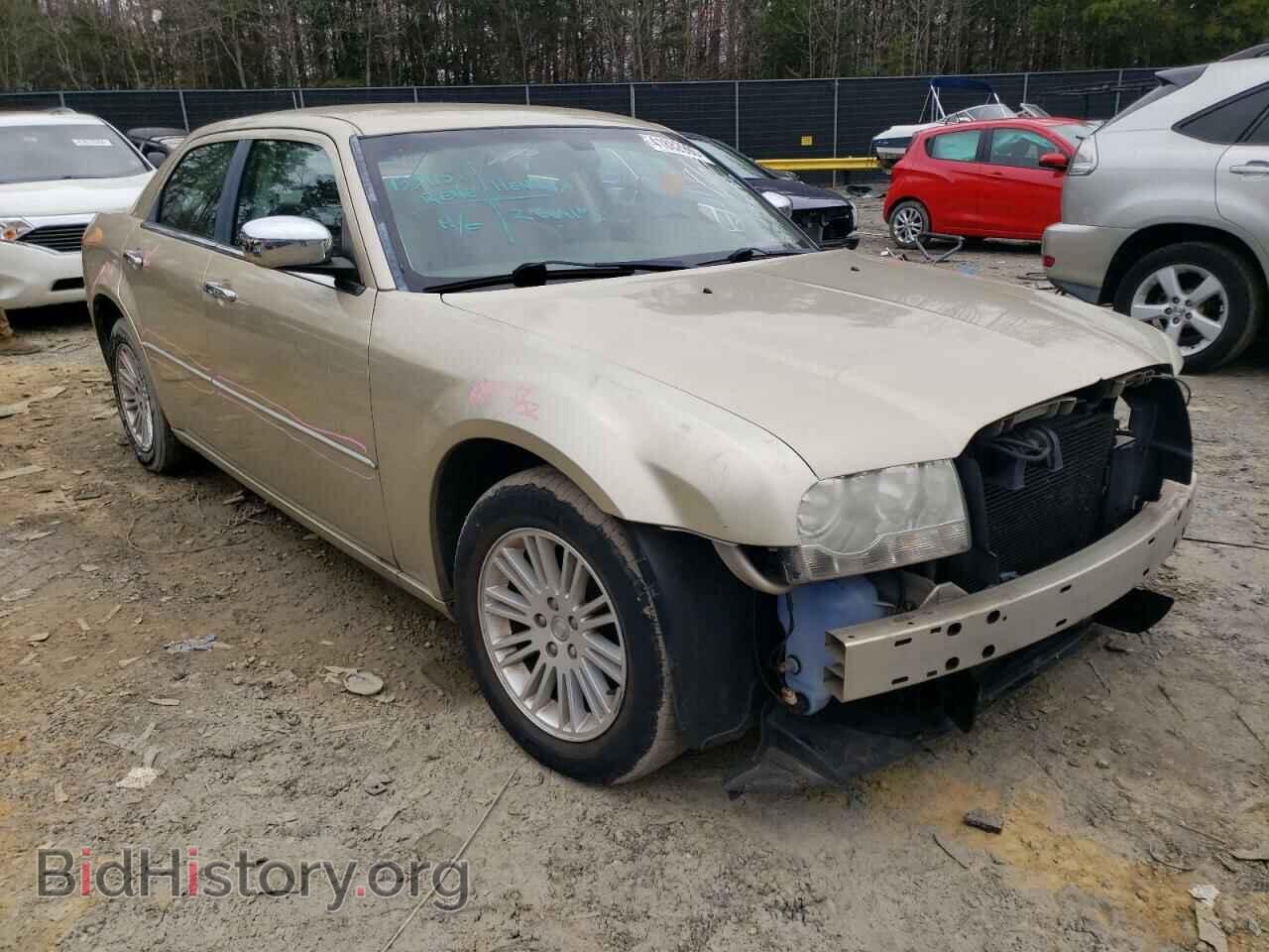 2010 CHRYSLER 300 - VIN: 2C3CA4CD2AH148636 - Фото 4