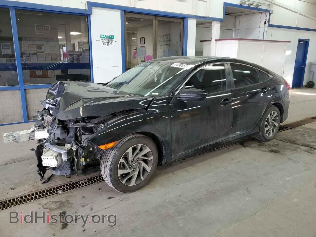Фотография 2HGFC2F77JH574191 - HONDA CIVIC 2018