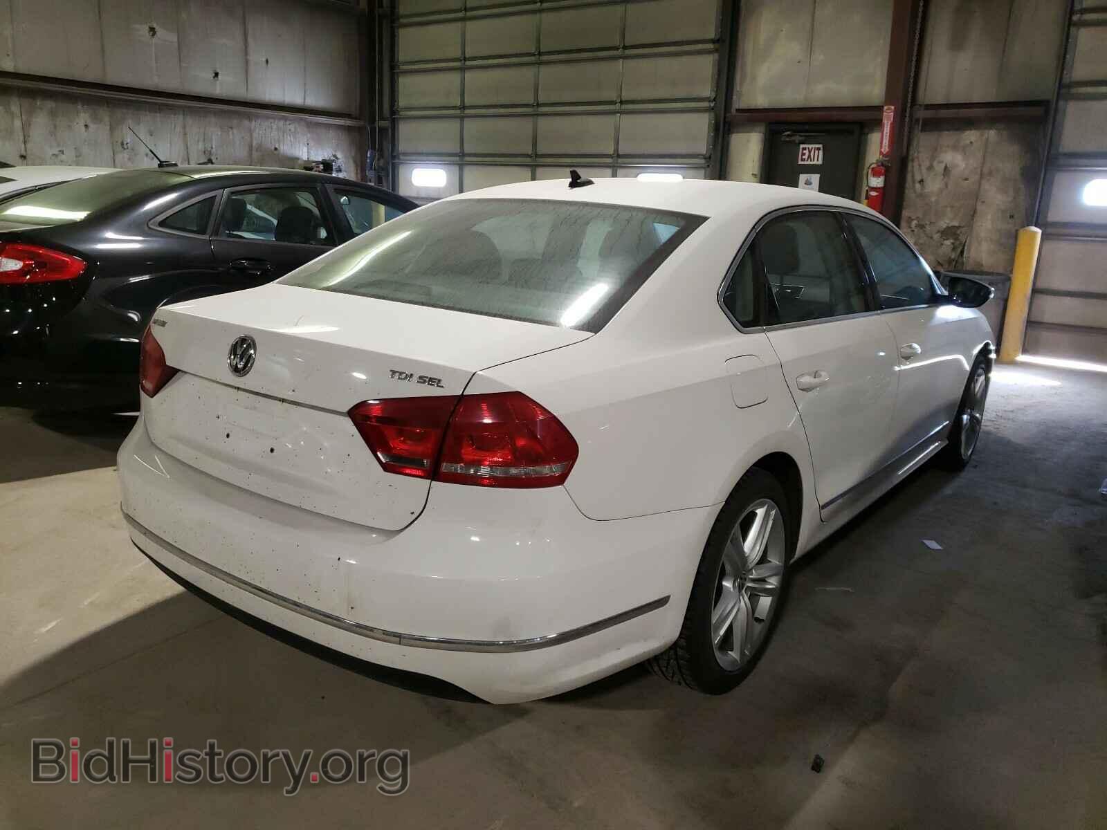 2012 VOLKSWAGEN PASSAT - VIN: 1VWCN7A37CC045677 - Фото 4