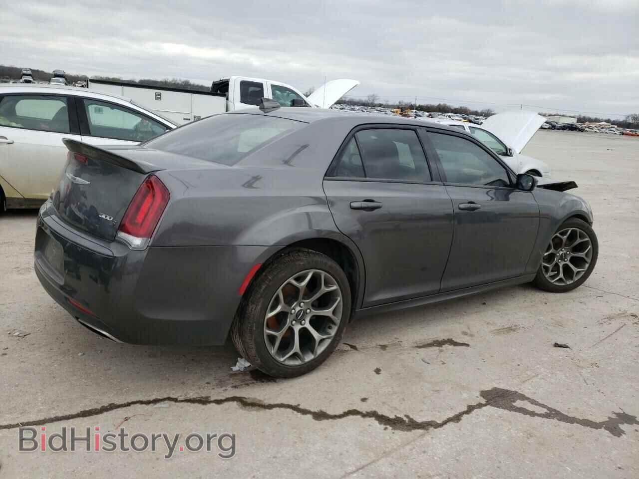 2018 CHRYSLER 300 - VIN: 2C3CCABG2JH321477 - Фото 3