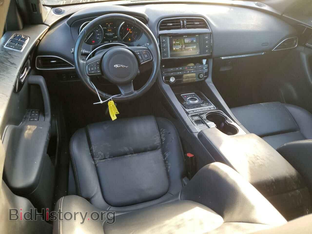 2017 JAGUAR F-PACE - VIN: SADCJ2BN2HA088333 - Фото 8