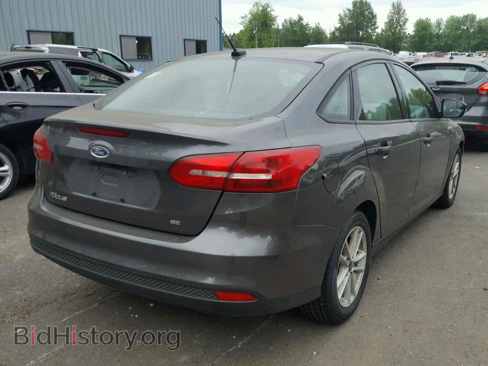 2017 FORD FOCUS - VIN: 1FADP3F2XHL290884 - Photo 4