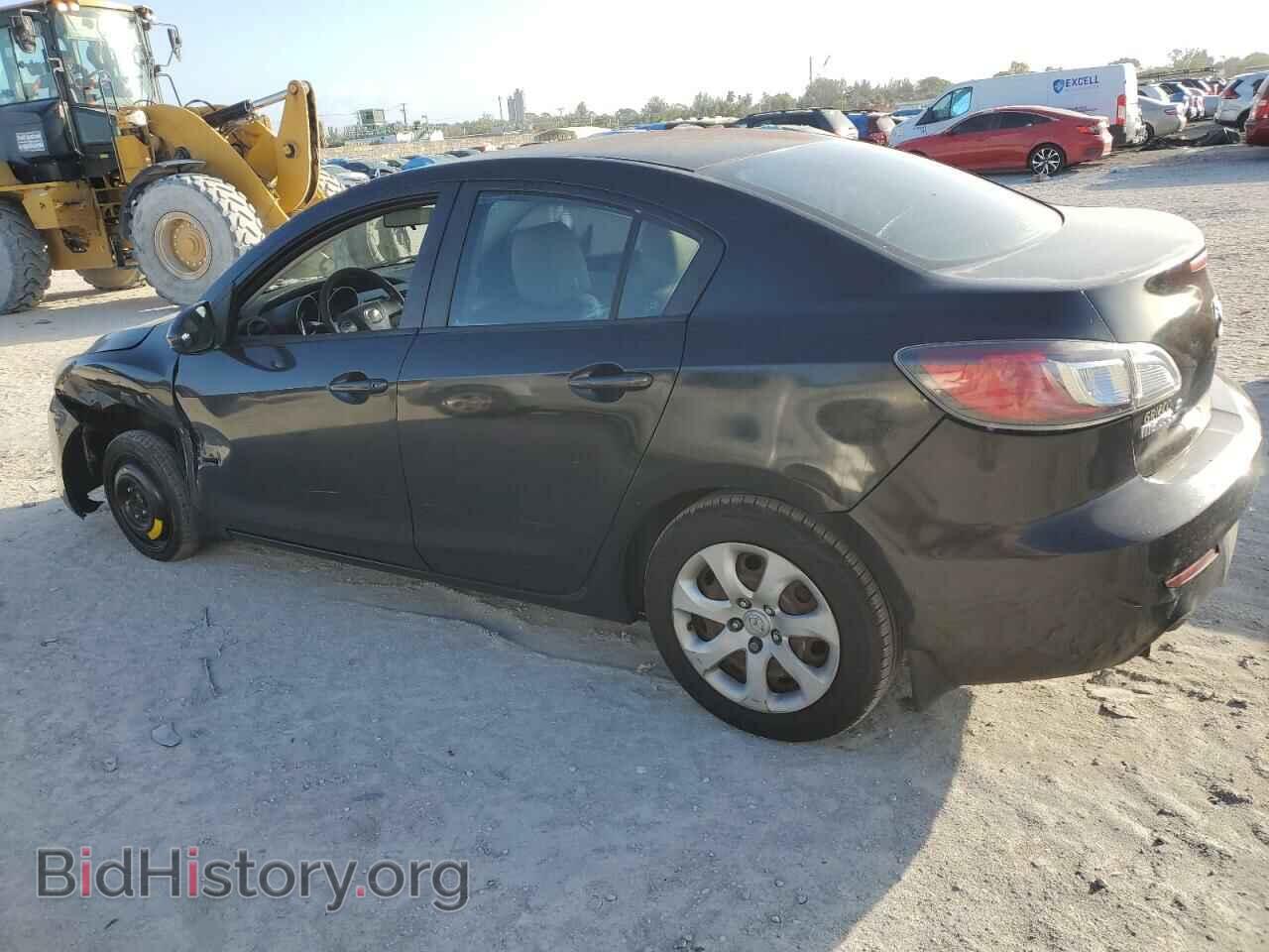 2013 MAZDA 3 - VIN: JM1BL1TF2D1746004 - Photo 2