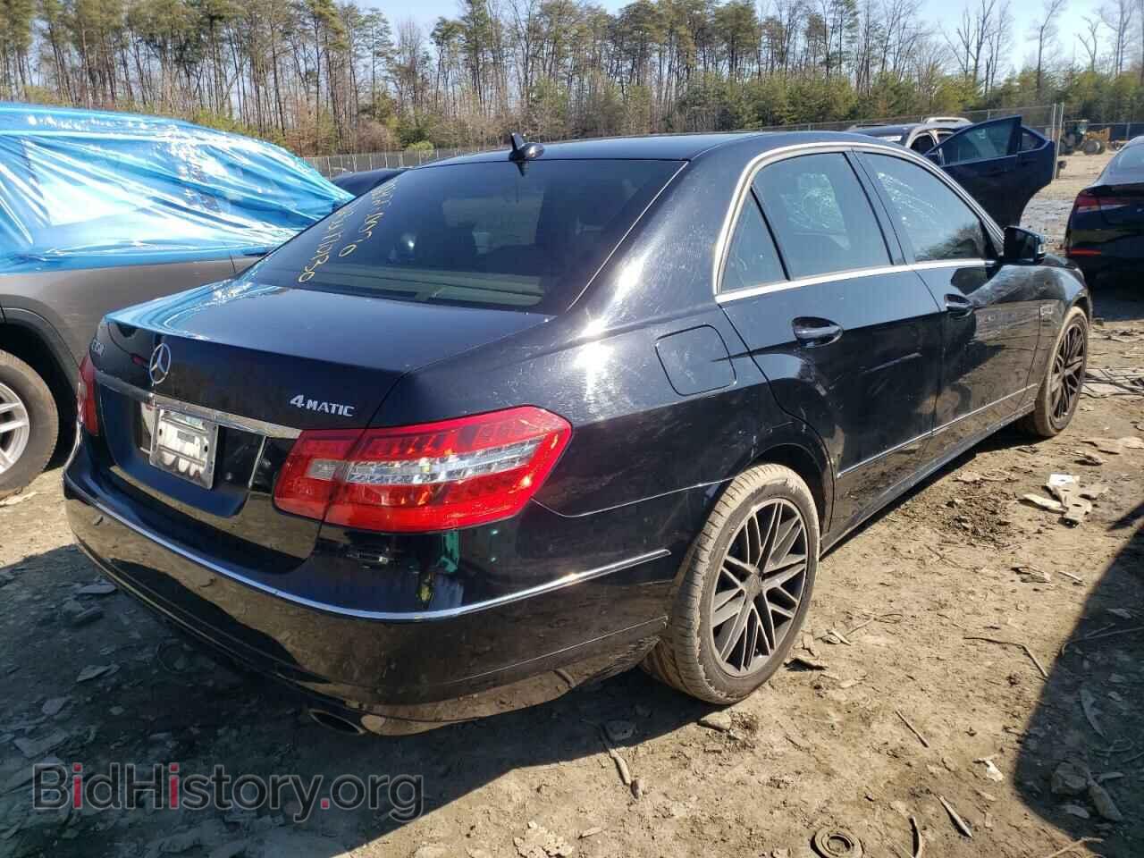 2011 MERCEDES-BENZ E-CLASS - VIN: WDDHF8HB8BA359217 - Фото 3