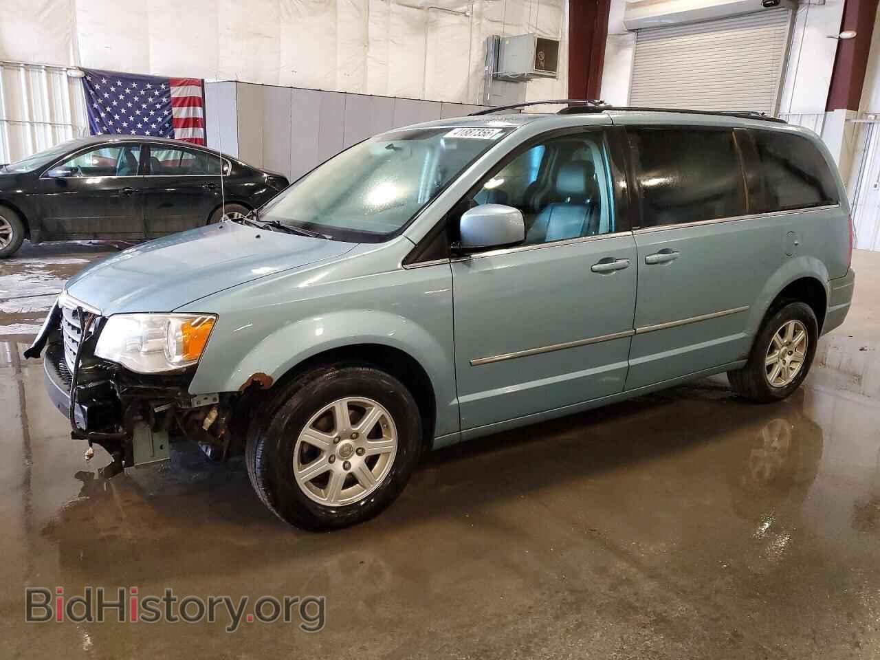 Photo 2A4RR8D12AR496080 - CHRYSLER MINIVAN 2010