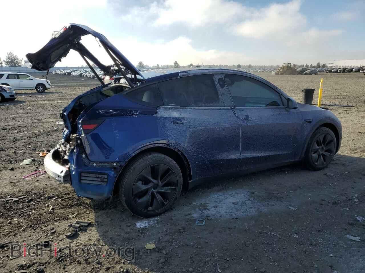 2024 TESLA MODEL Y - VIN: 7SAYGDEE2RF127361 - Photo 3