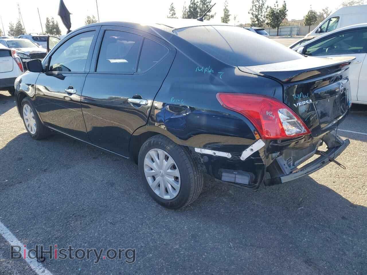 2015 NISSAN VERSA - VIN: 3N1CN7AP1FL875993 - Фото 2