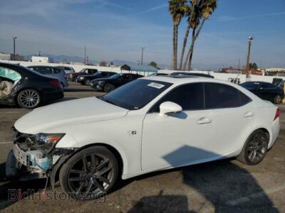 2014 Lexus IS 350, белый — VIN JTHBE1D29E5011762, Copart
