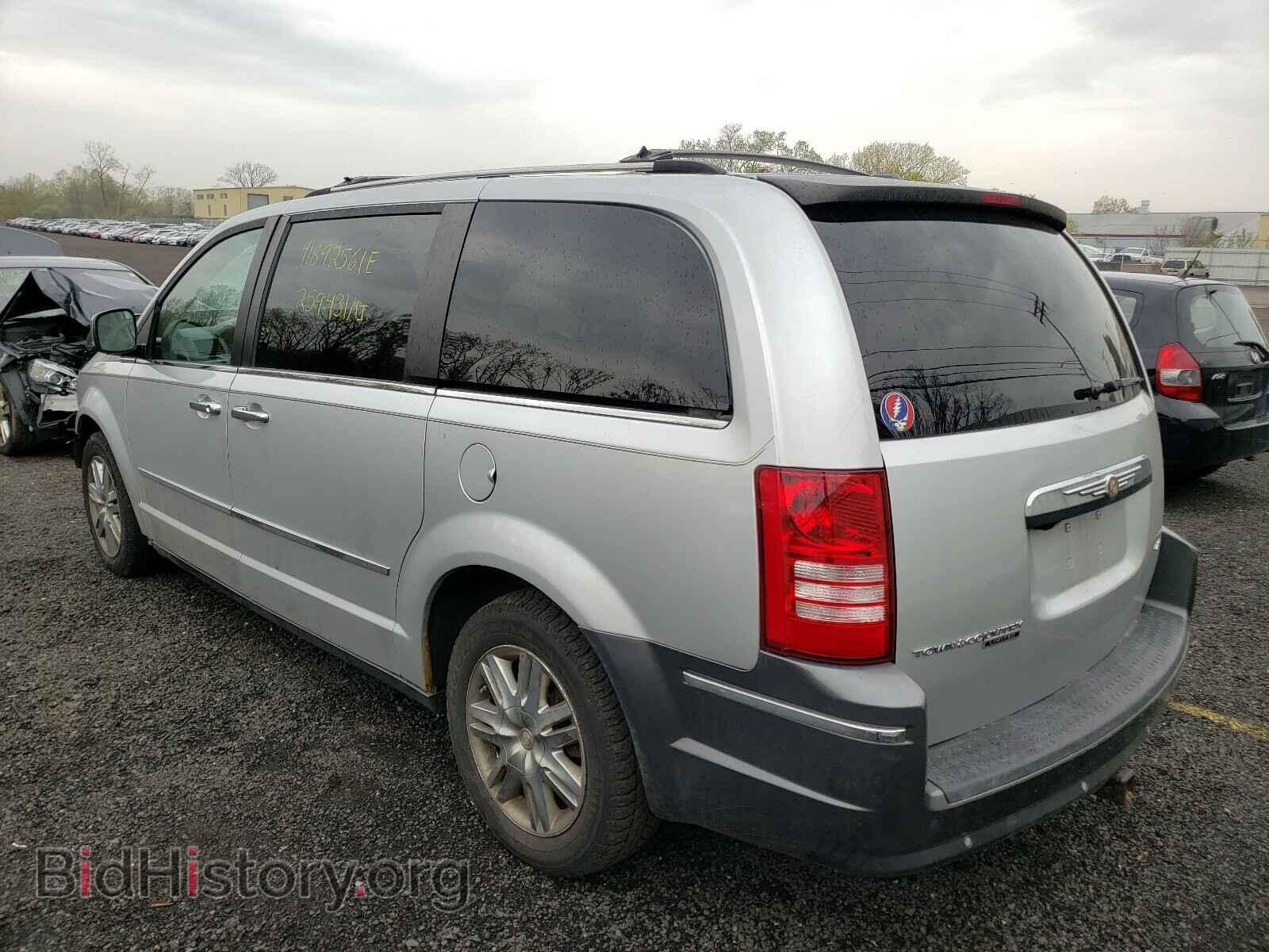 2008 CHRYSLER MINIVAN - VIN: 2A8HR64X98R688951 - Фото 3