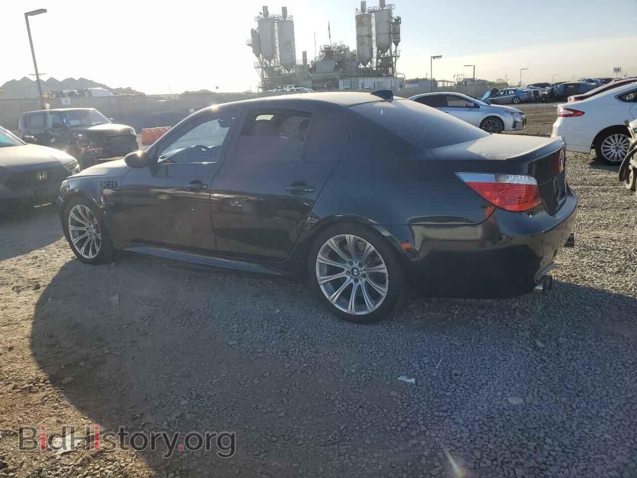 2006 BMW M5 - VIN: WBSNB935X6B584117 - Фото 2