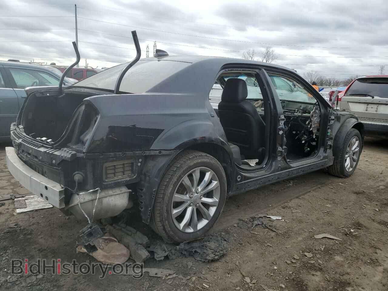 2017 CHRYSLER 300 - VIN: 2C3CCARG5HH521902 - Фото 3