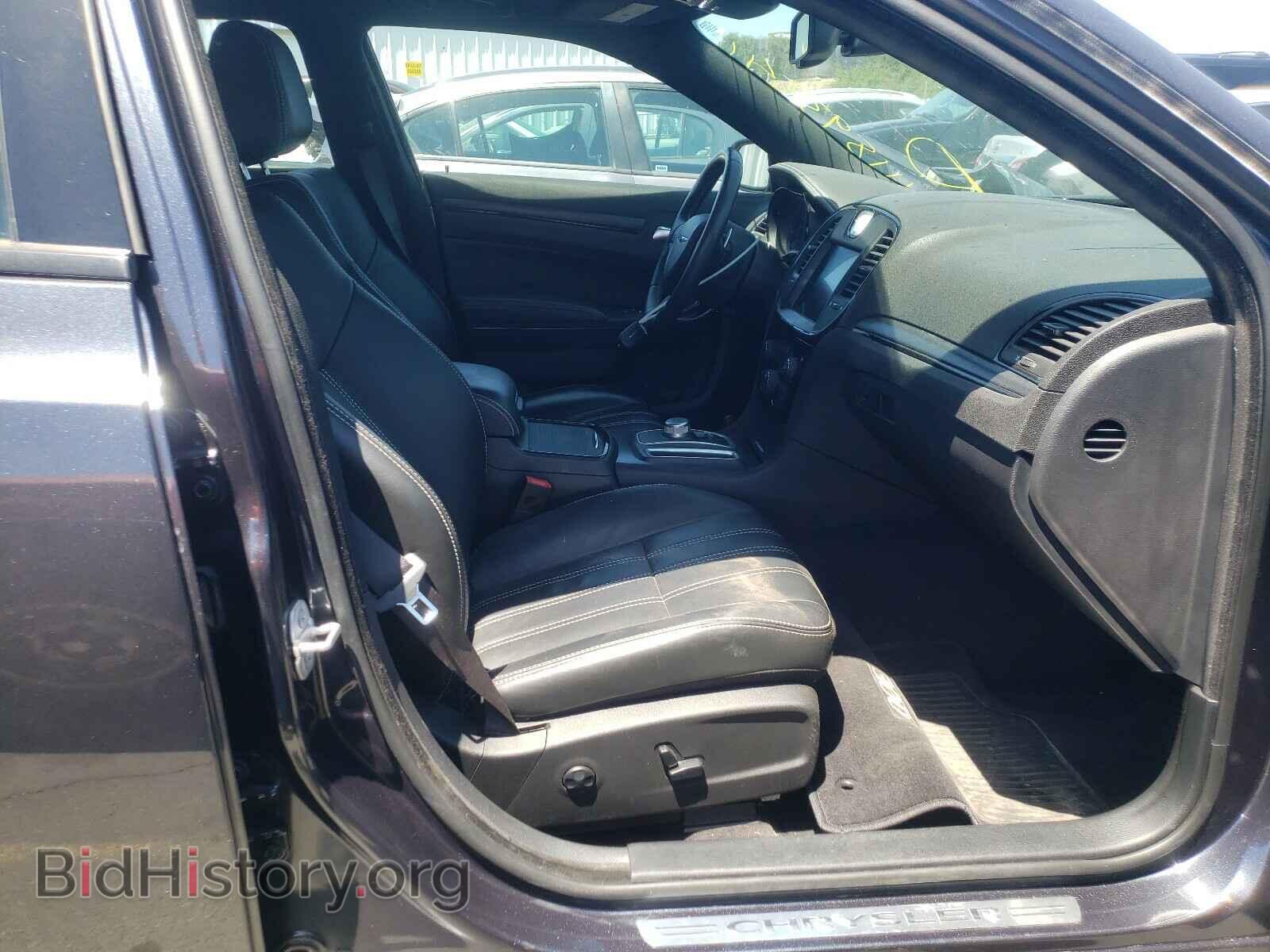 2016 CHRYSLER 300 - VIN: 2C3CCABG5GH269920 - Фото 5